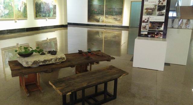 悟空体育举行展示设计课程习作展