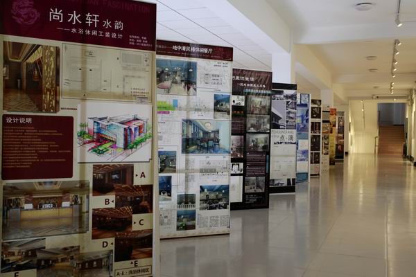 悟空体育2013届毕业作品展隆重开展