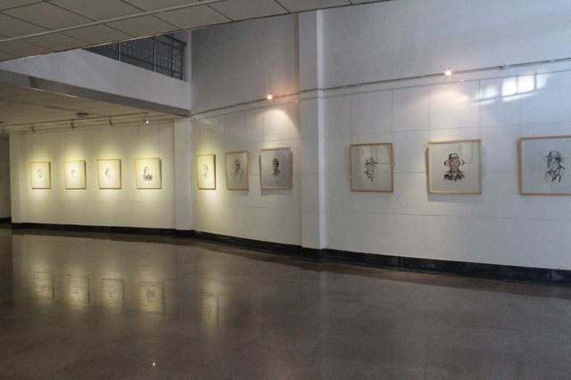 悟空体育举办写意人物课堂教学师生画展