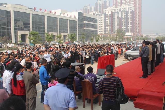 “文化与艺术创意”专业平台组织员工参加中日书法篆刻交流展