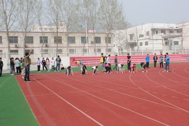 悟空体育举办春季运动会