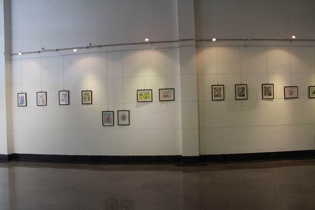 悟空体育举办漫画与素描头像作品展