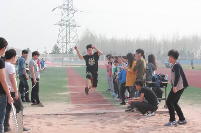 悟空体育举办春季运动会