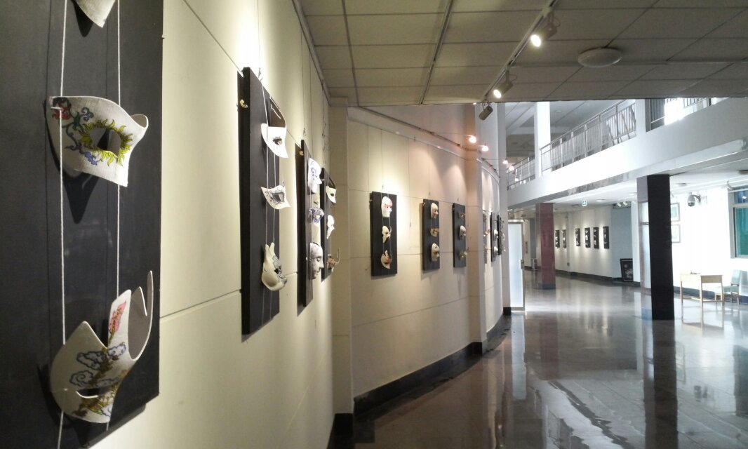 悟空体育举办创意面具设计作品展