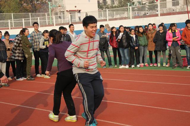 悟空体育举办趣味运动会